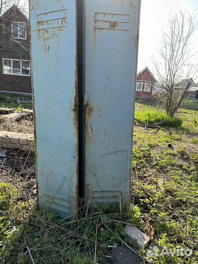 Ящик для хранения садового инвентаря