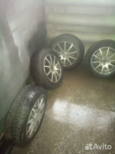 Goodyear UltraGrip 500 175/65 R14