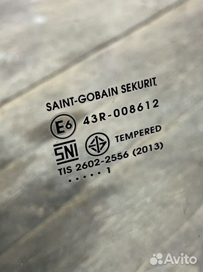 Стекло водительское Mitsubishi L200 kkkl