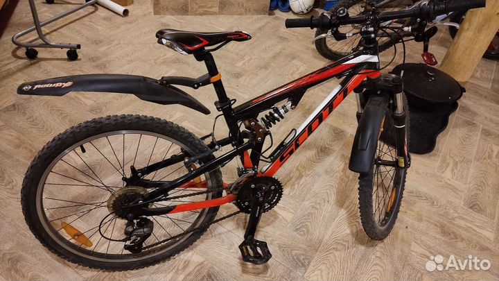 Велосипед Scott бу 24