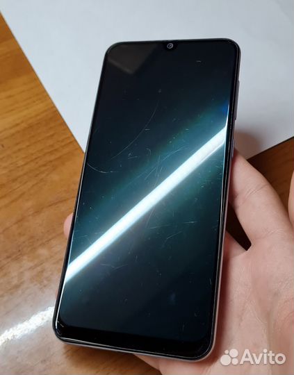 Samsung Galaxy A50, 4/64 ГБ