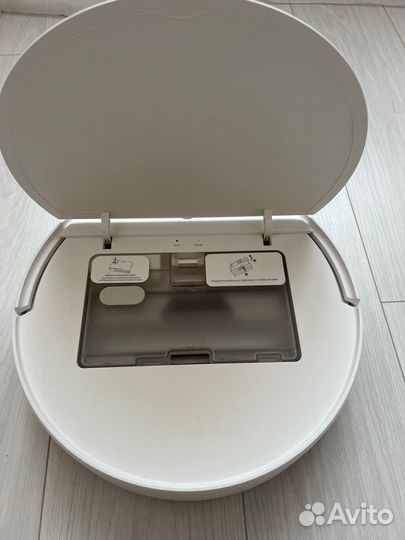 Робот пылесос