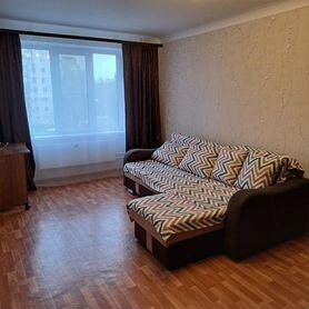 2-к. квартира, 58 м², 4/10 эт.