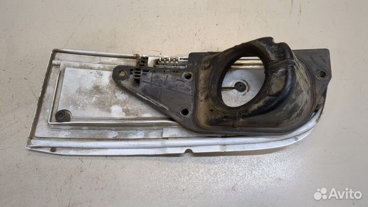 Лючок бензобака Mercedes Vito W639