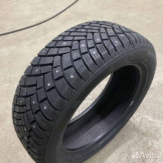 Leao Winter Defender Grip SUV 235/65 R17 108T