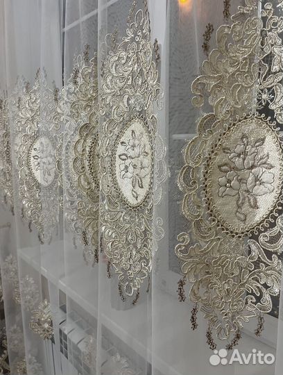 Тюль Вензель с Лилией, жемчугом и стразами