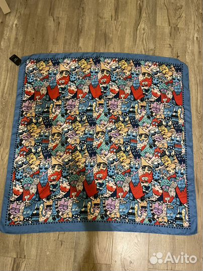 Новый платок. Большой