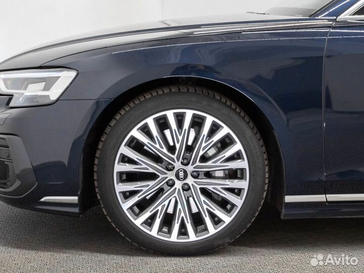 Audi A8 3.0 AT, 2024, 9 490 км