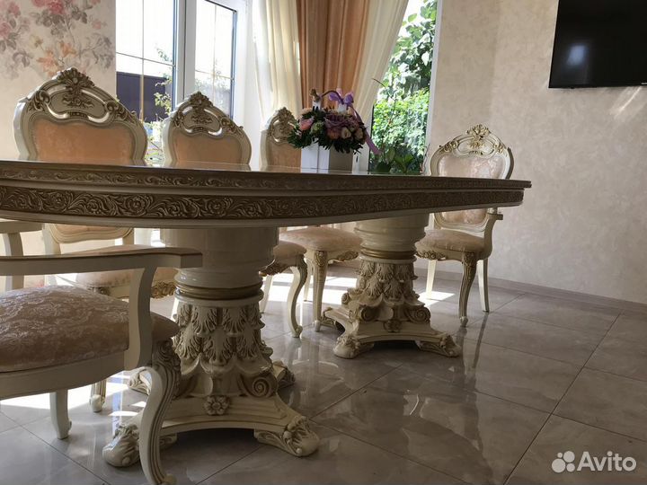 Стол барокко