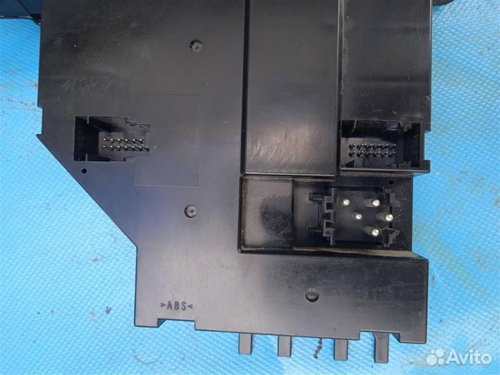 Блок управления стеклоподъемниками Land Rover RAN