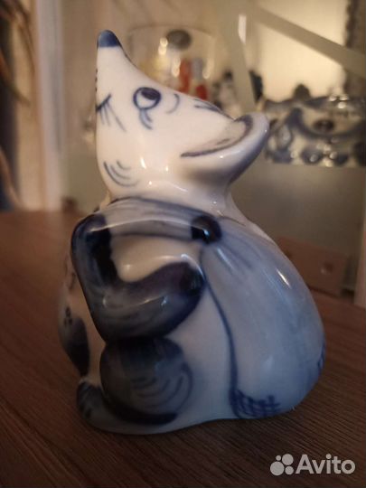 Гжель, новогодняя мышка с мешком подарков