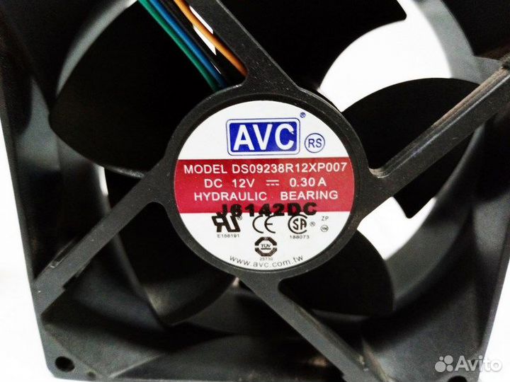 Вентилятор 92x92x38 DC 12V 0.3A AVC DS09238R12XP0