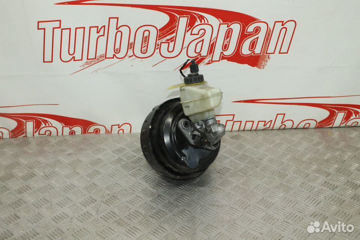 Цилиндр тормозной + усилитель тормозов VW Golf 6