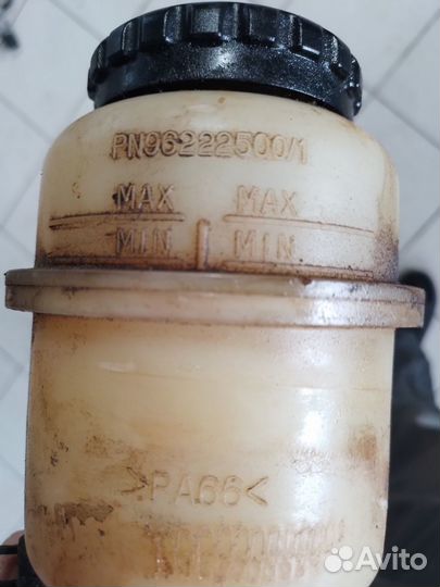 Бачок гур Нексия N150,Оригинал б/у