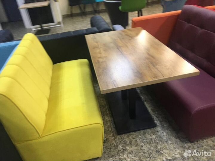 Стол для кафе в наличии