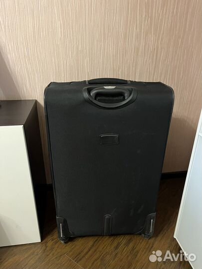 Чемодан samsonite