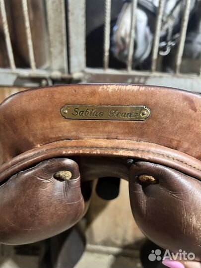 Седло для лошади