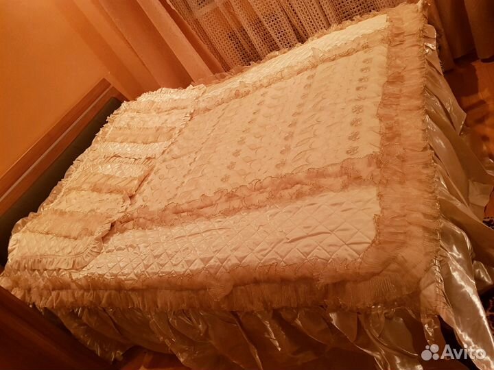 Покрывало на кровать