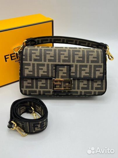Женская сумка fendi