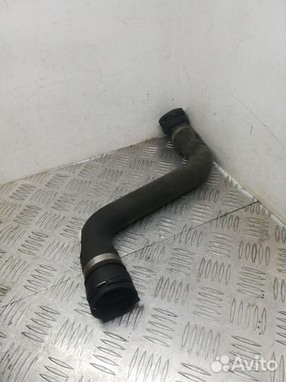 Патрубок охлаждения BMW 5 F10/F11/GT F07 2012