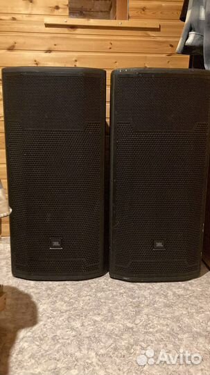 JBL PRX 735