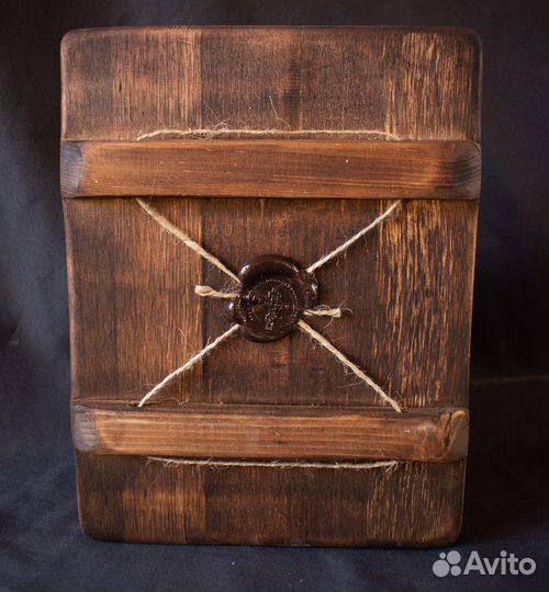 Икона с ковчегом 