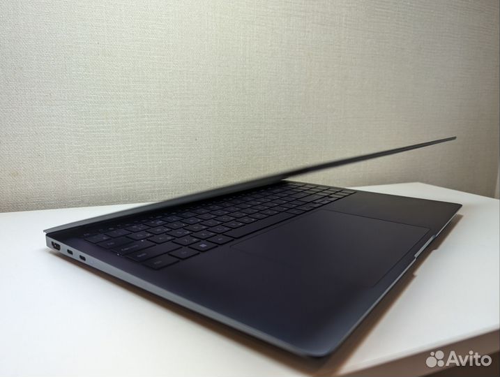 Samsung Galaxy Book3 Amoled i7-13700H RTX 4050 1TB