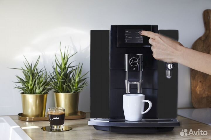 Кофемашина Jura E8 (EB) новая
