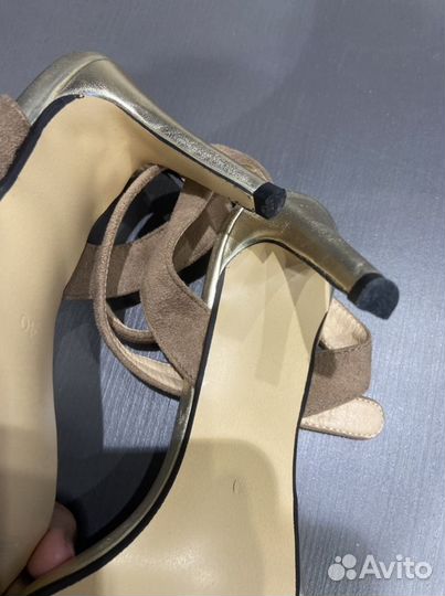 Босоножки женские новые