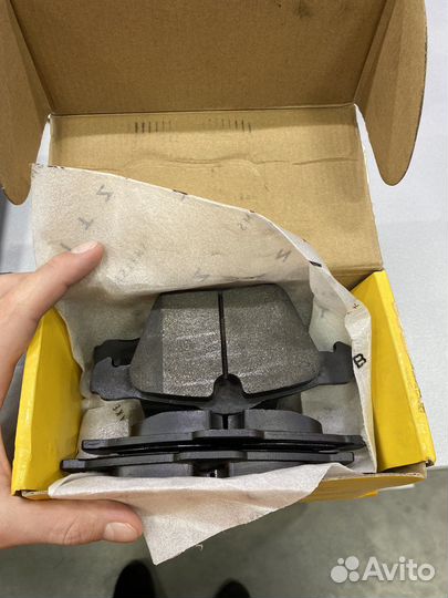 Колодки томозные Blitz BB0352P