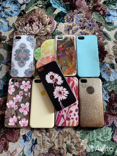 Чехлы на телефон iPhone 5S