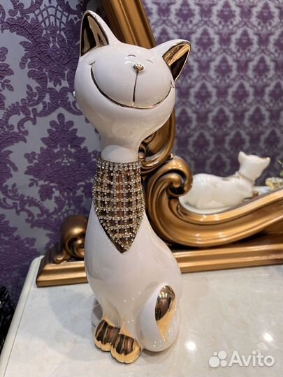 Статуэтка кошка фарфор