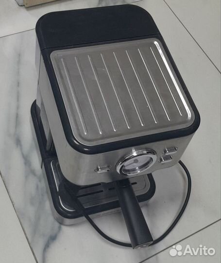 Кофеварка Brayer