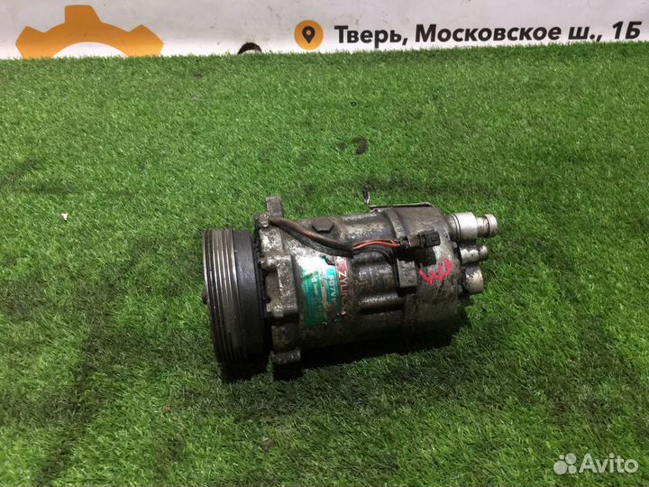 Компрессор кондиционера Volkswagen Passat b3