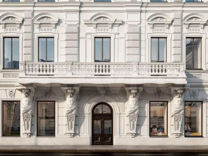 Продам торговое помещение, 369.9 м²