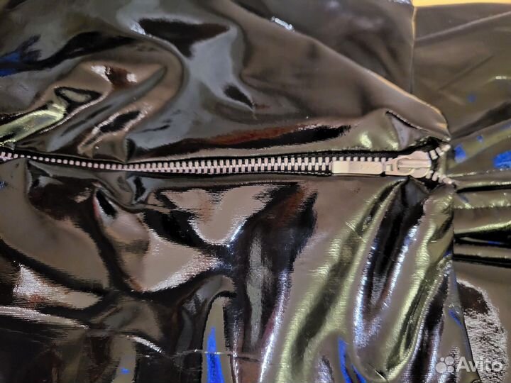 Лаковые брюки