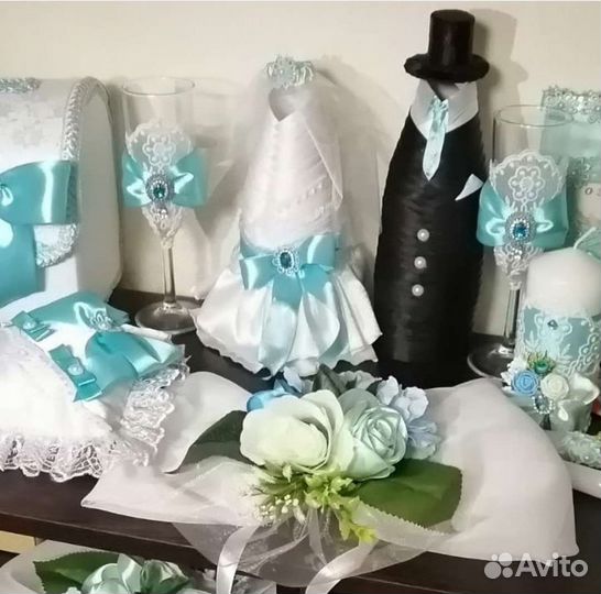 Свадебные украшения на машину