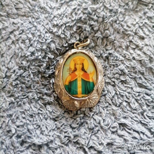 Нательная икона