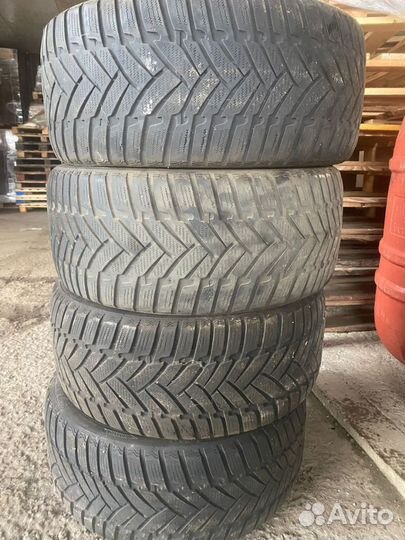 Dunlop SP Winter Sport 255/40 R18 95V