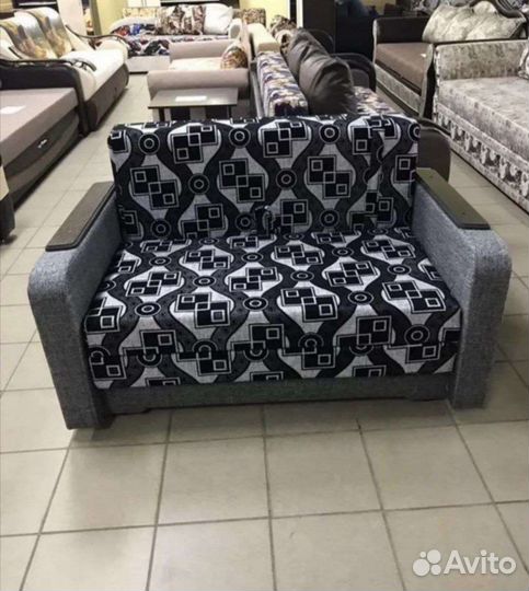 Диван чебурашка