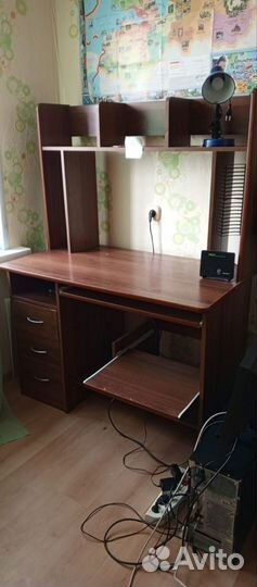 Компьютерный стол