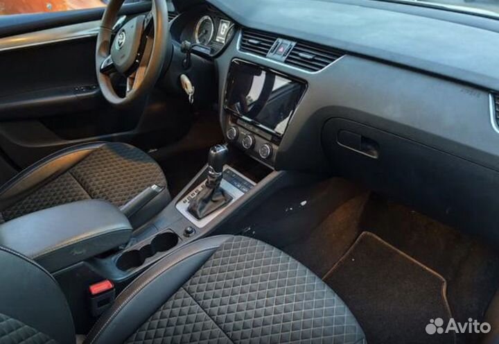 Skoda Octavia 1.5 AT, 2021, 66 000 км