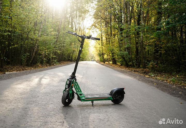 Мощный электросамокат White Siberia