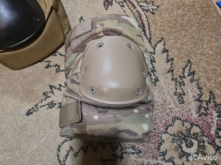 Наколенники тактические