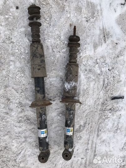 Ауди 80 задние стойки