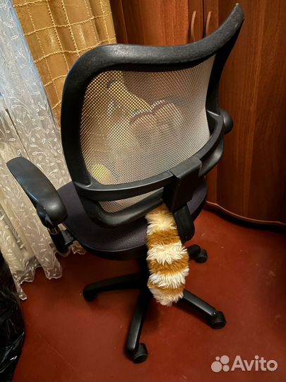 Компьютерное кресло