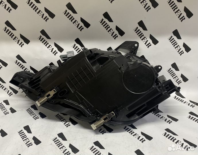 Фара правая Volvo XC60 2017-2022 Full LED