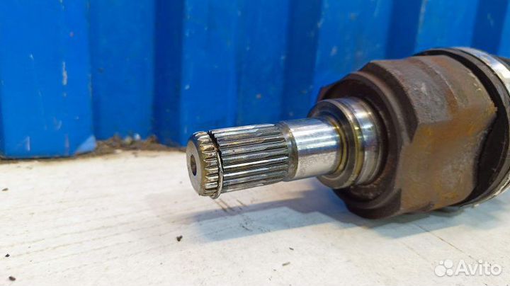 Привод передний правый Hyundai I30 1 1.4 G4FA 2009