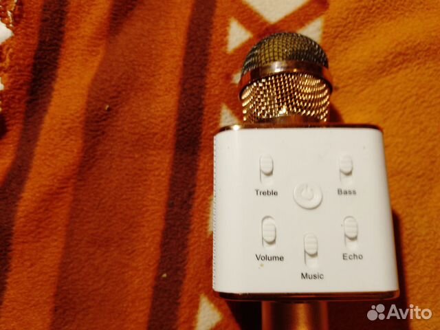 Микрофон с караоке