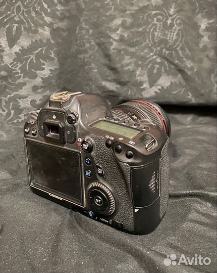Фотоаппарат Canon eos 6d